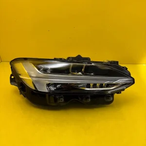 Far Dreapta Volvo V90 S90 Full LED