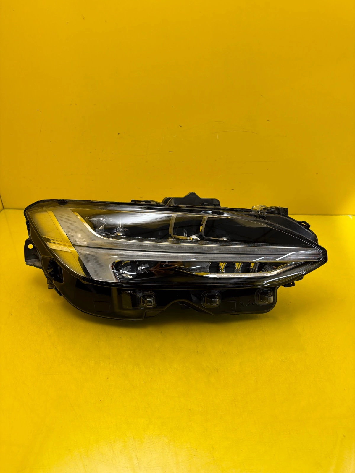 Far Dreapta Volvo V90 S90 Full LED