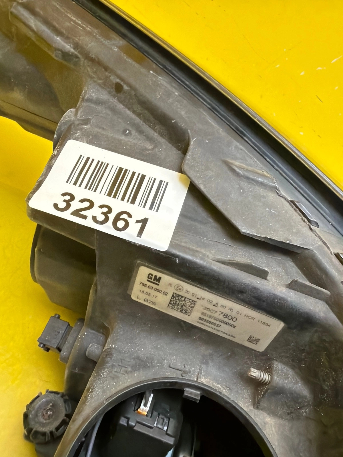 Far Stanga Opel Przod Astra LED - Image 2