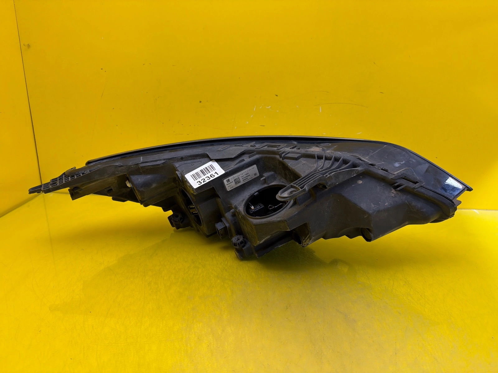 Far Stanga Opel Przod Astra LED - Image 3