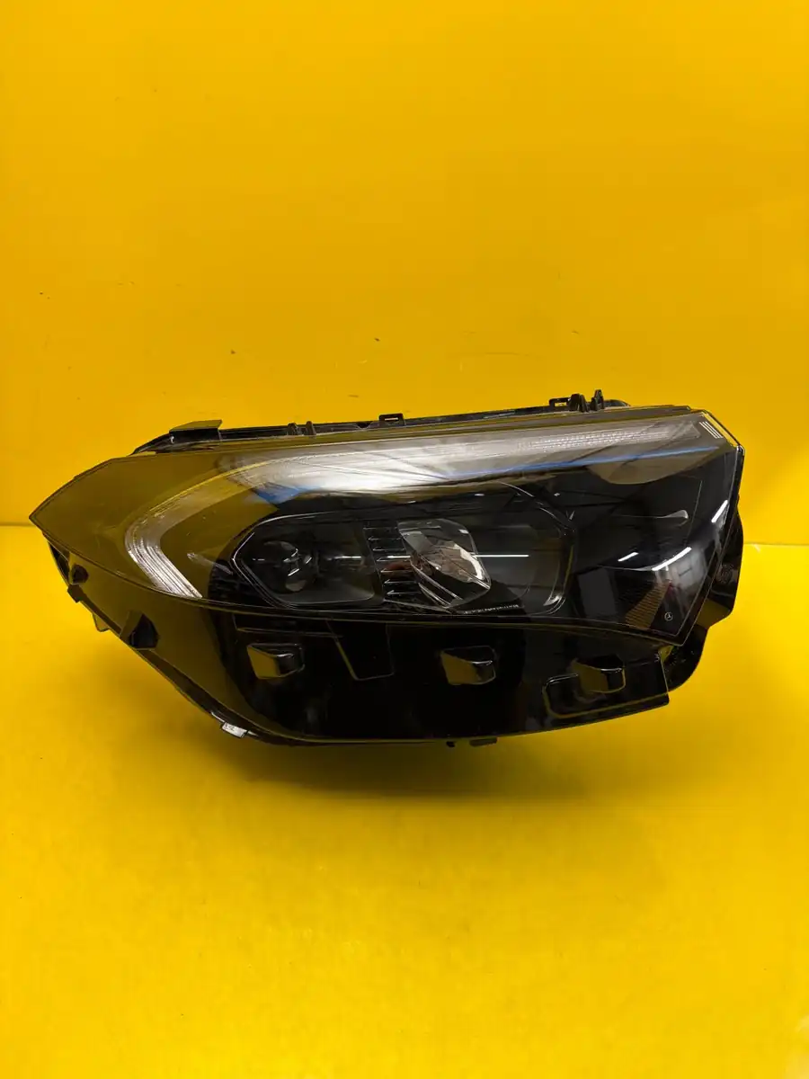 Far Mercedes EQB EQA W243 Full LED