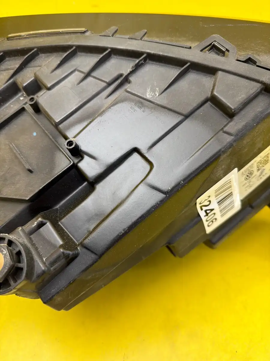 Far Volkswagen T7 Transporter 7t1941035ac LED