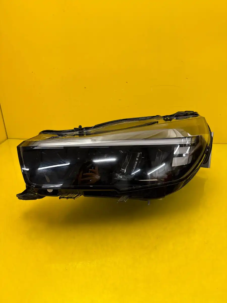 Far Opel Corsa F Lift LED