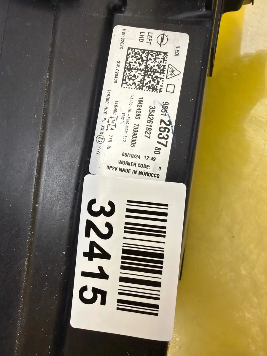 Far Opel Corsa F Lift LED