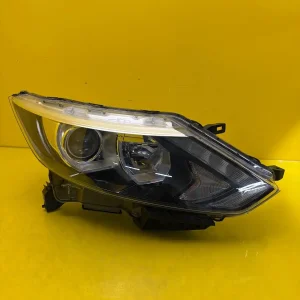 Far Dreapta Nissan Qashqai 18013 LED