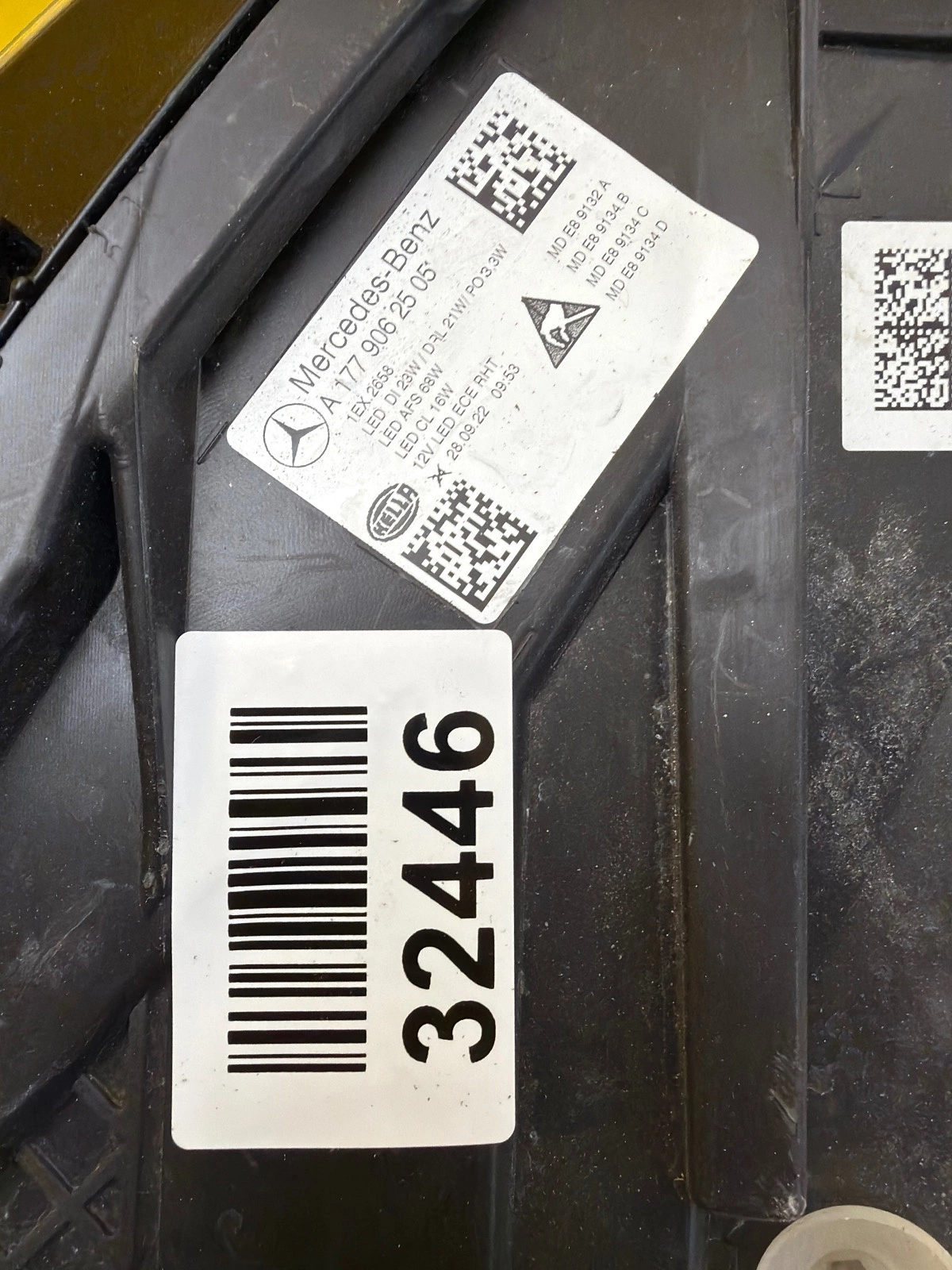 Far stânga LED OEM 32446 - Image 2