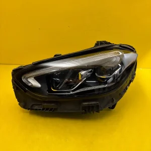 Far Mercedes C-Class W206 Full LED