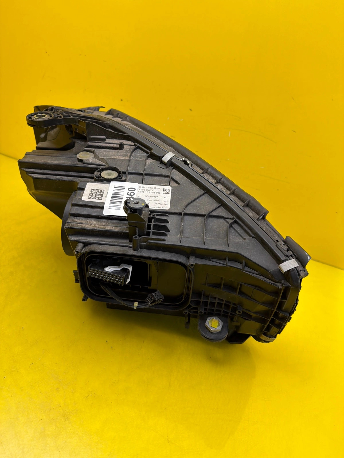 Far Mercedes C-Class W206 Full LED - Image 3