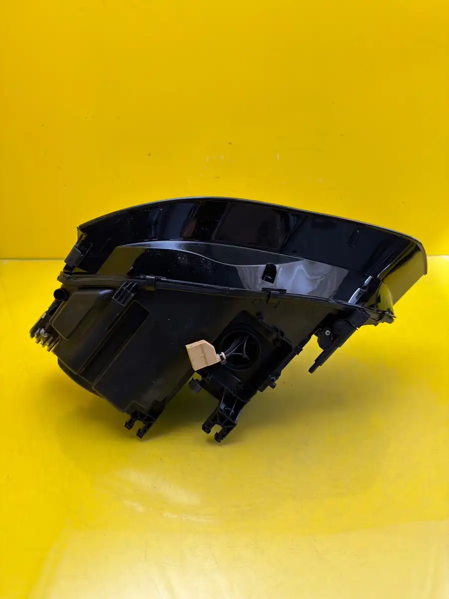 Far Dreapta Audi A5 8t 8t0 11 15 Xenon