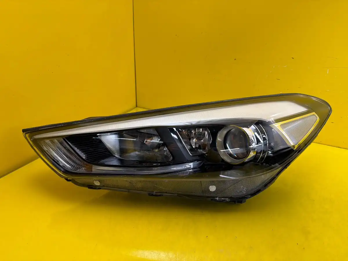Far Hyundai Tucson III Soczewka LED