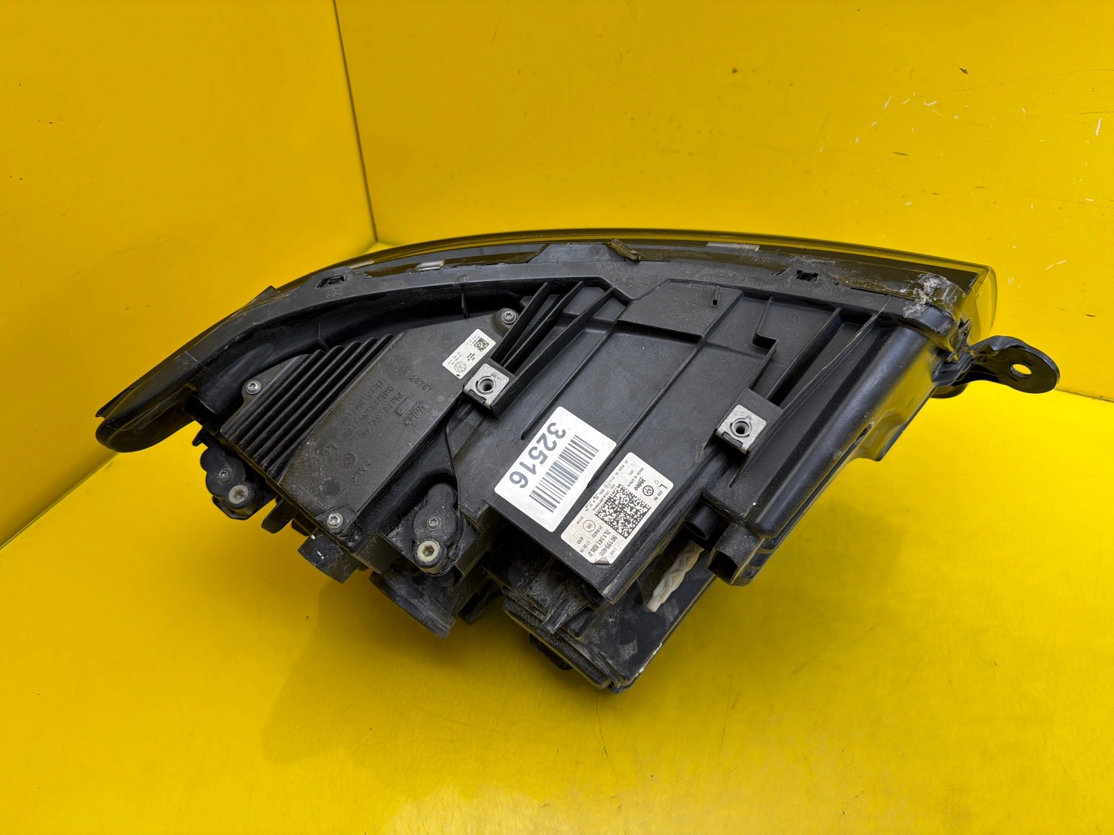 Far stânga Full LED Facelift OEM 32516 - Image 3