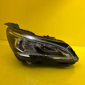 Far Dreapta LED Peugeot 3008