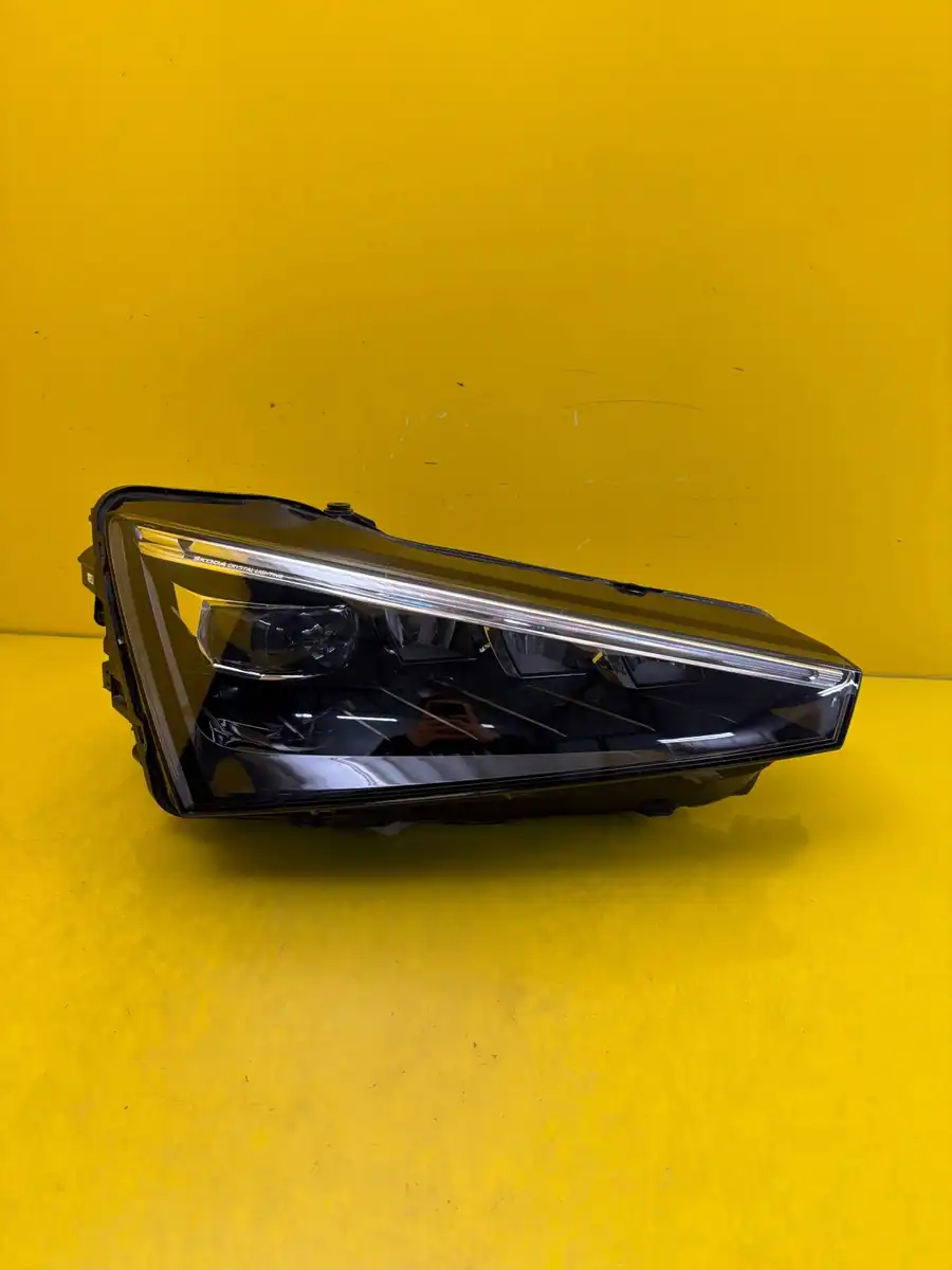 Far Dreapta Skoda Scala Full LED