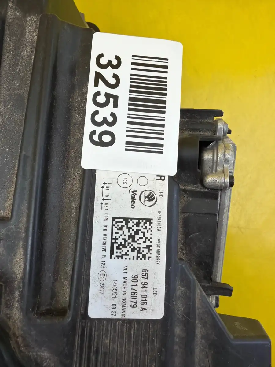 Far Dreapta Skoda Scala Full LED