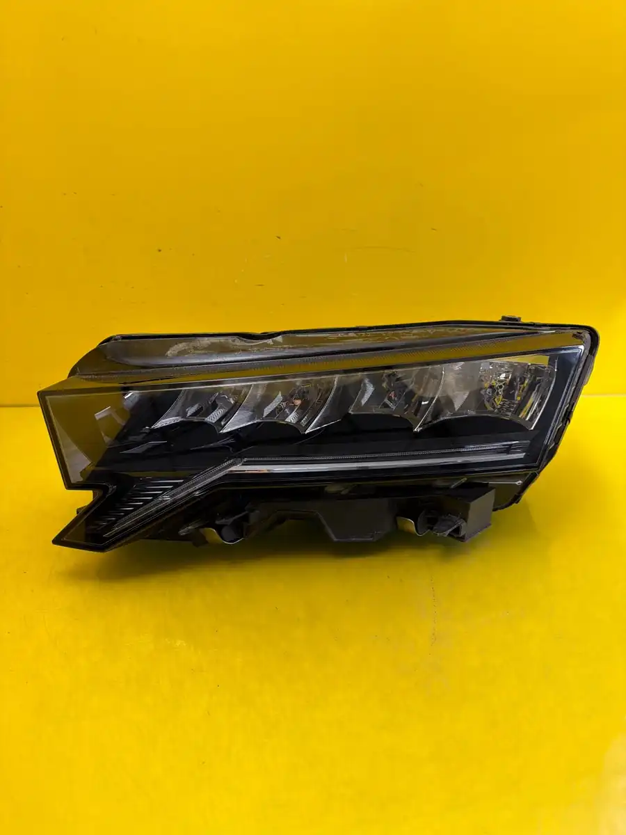 Far Skoda Octavia IV 4 Lift LED