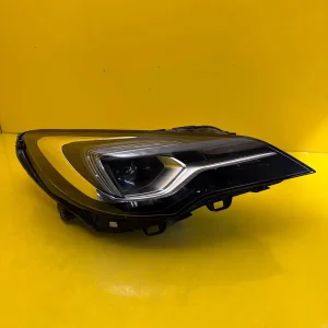 Far Dreapta Opel Astra K V 5 Full LED