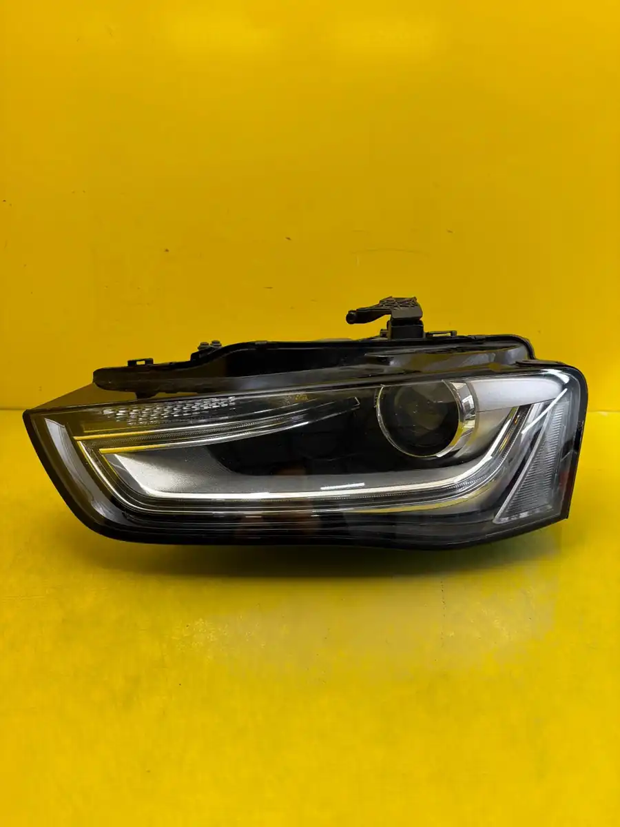 Far Audi A4 B8 8k0 Lift Bixenon