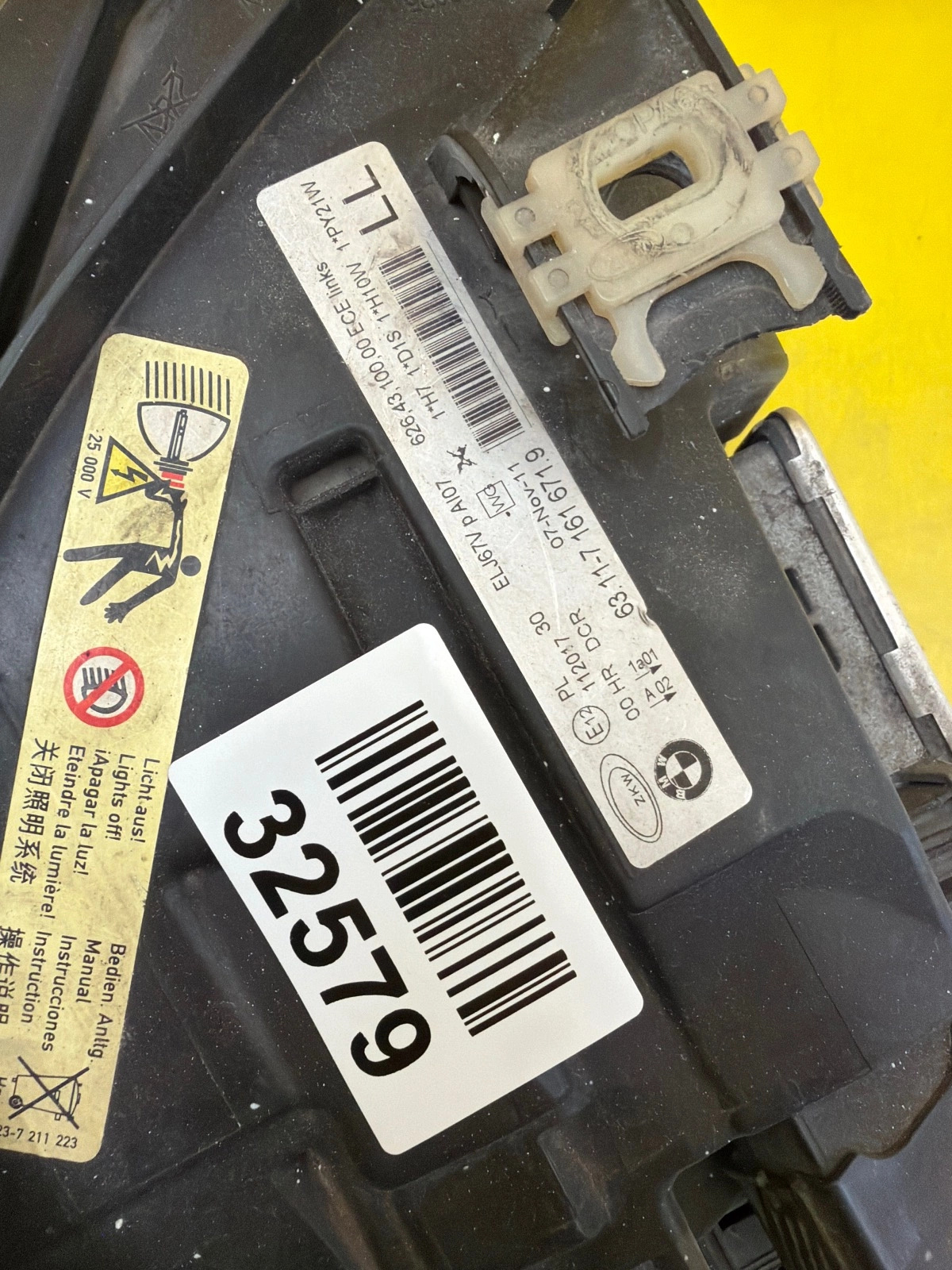 Far stânga Xenon Direcțional BMW Seria 3 E90 OEM 32579 - Image 2