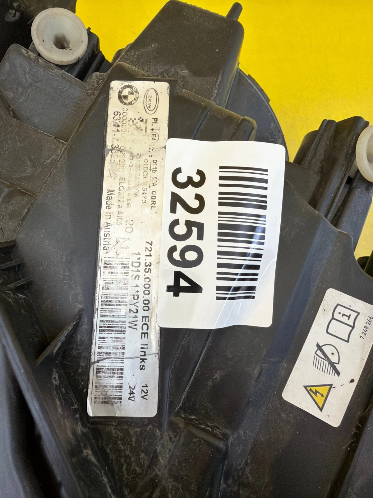Far Dreapta BMW Seria 3 F30 2012 2015 Xenon - Image 2