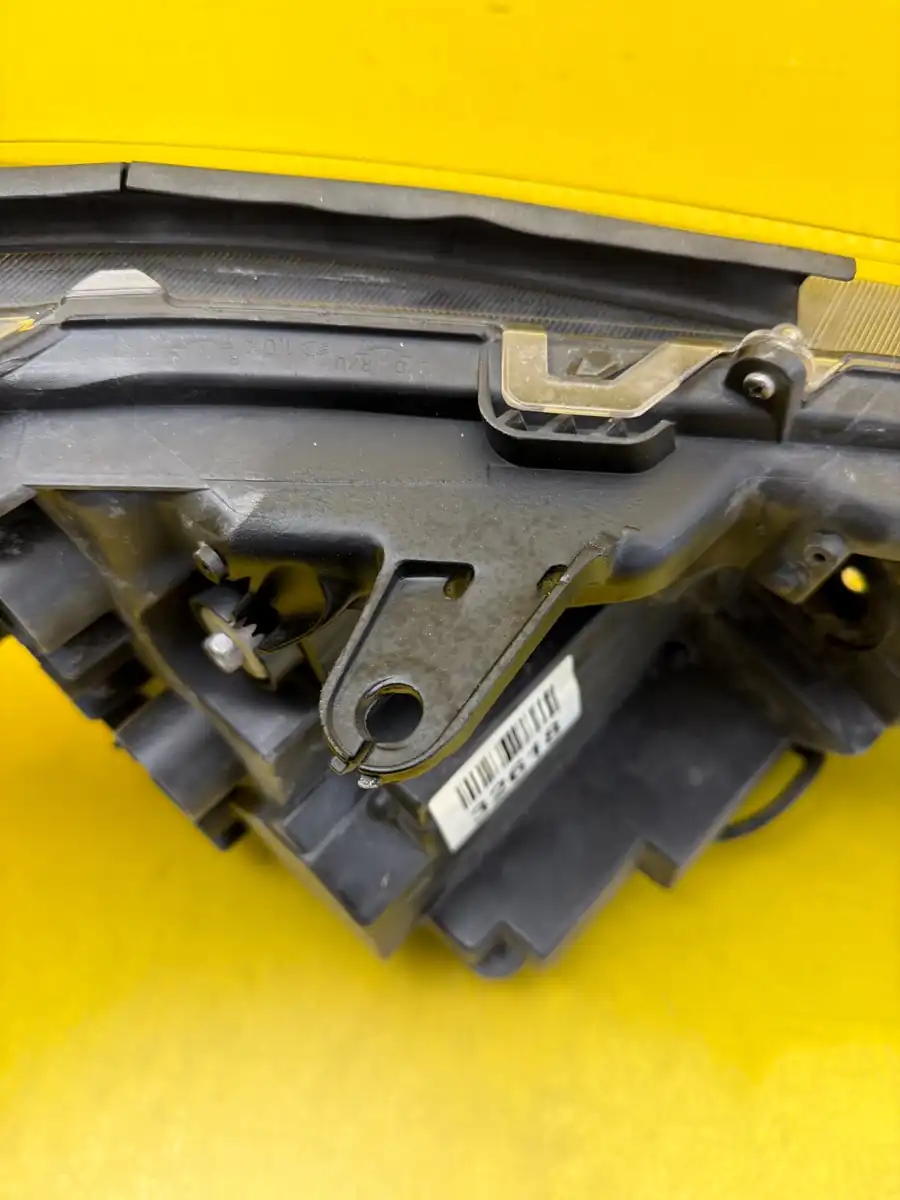 Far Toyota Rav4 V Lift Full LED