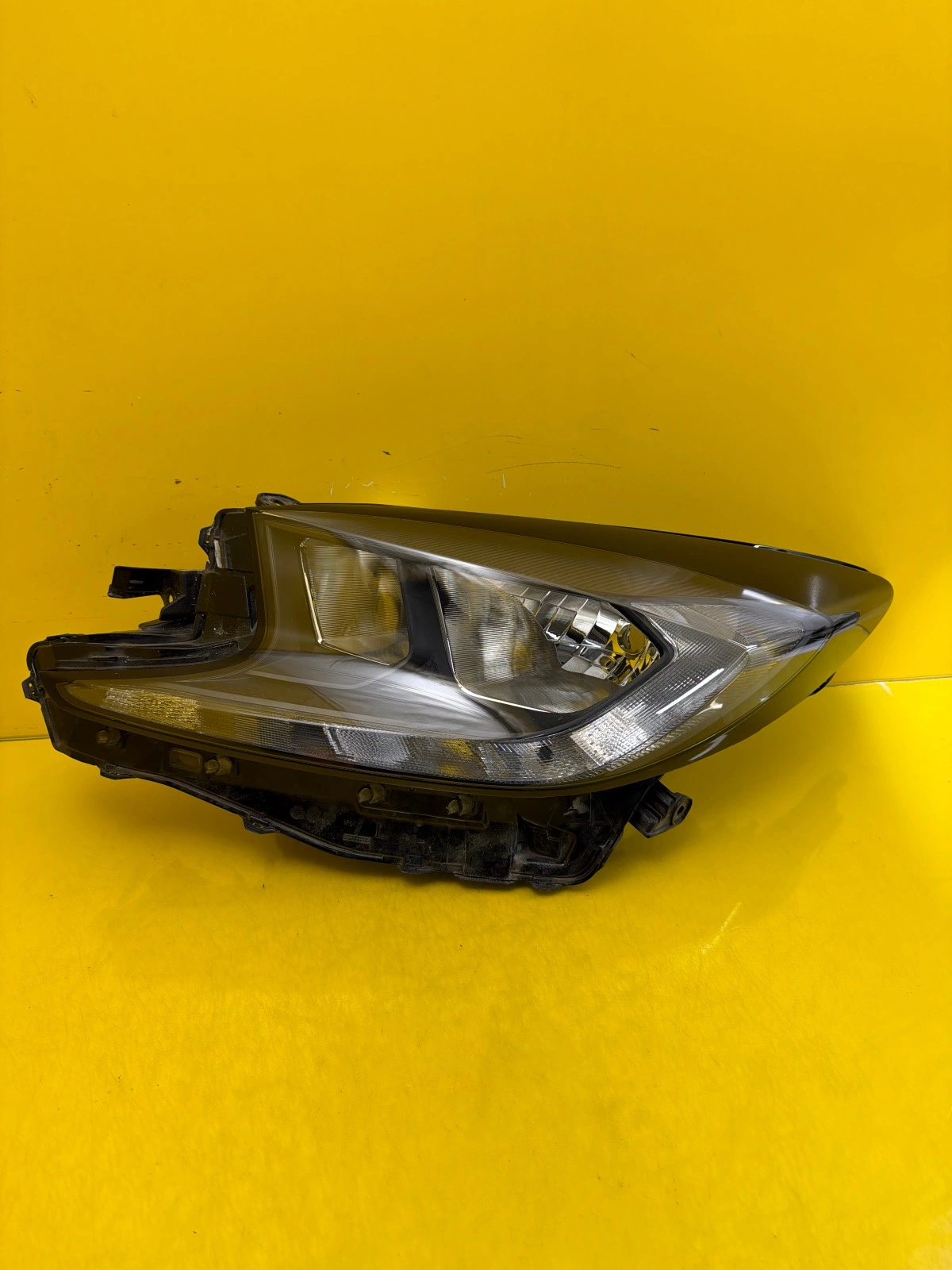 Far Toyota Aygo X LED