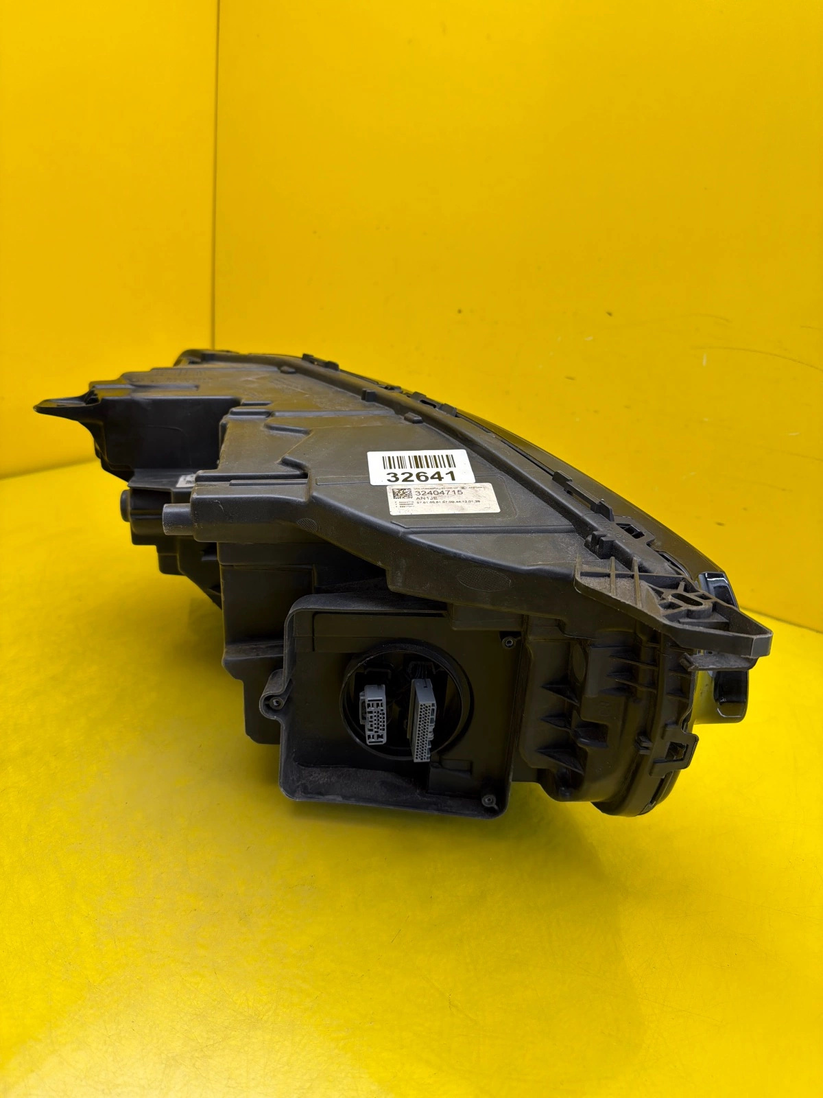 Far Volvo XC90 II 17- Full LED - Image 3