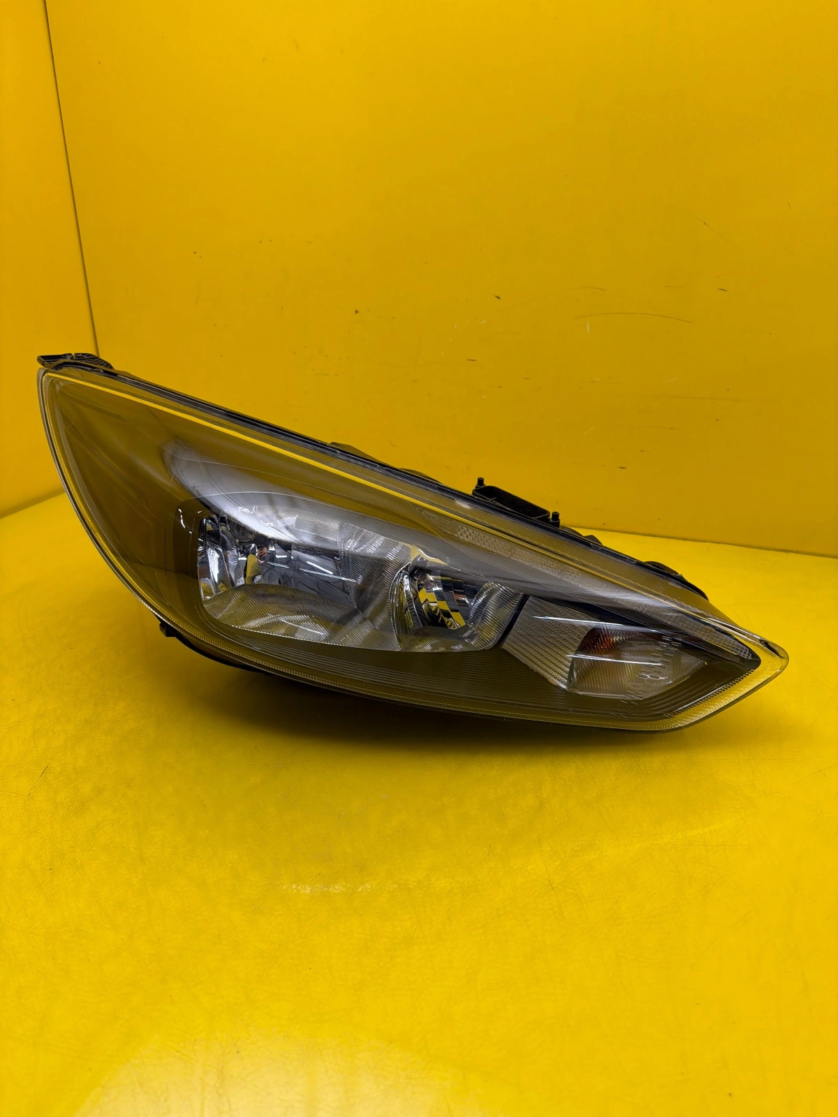 Far dreapta LED Facelift 2014-2018 OEM 32668