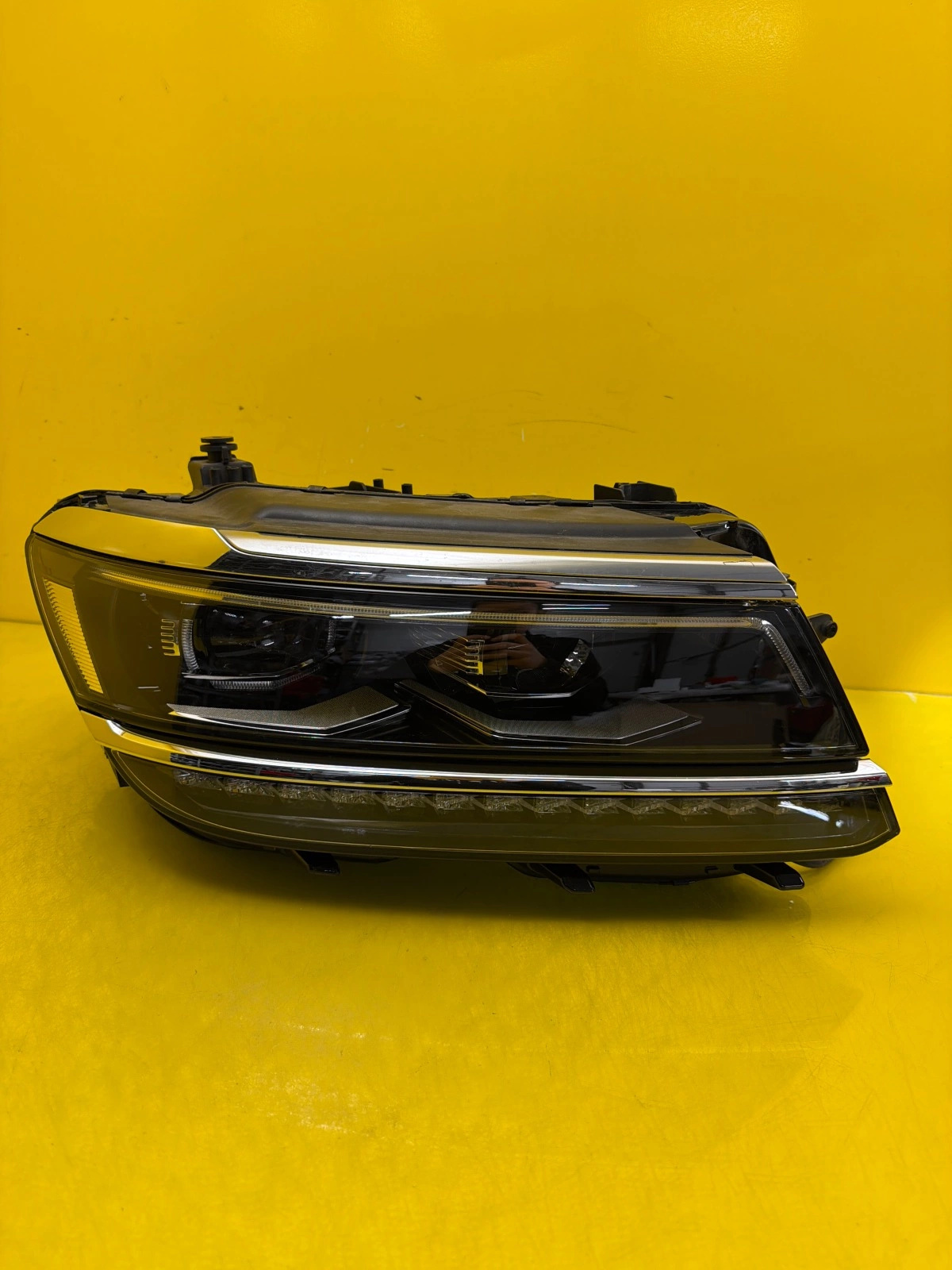 Far dreapta Full LED OEM 32682