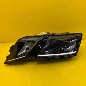 Far Skoda Octavia 4 Full LED