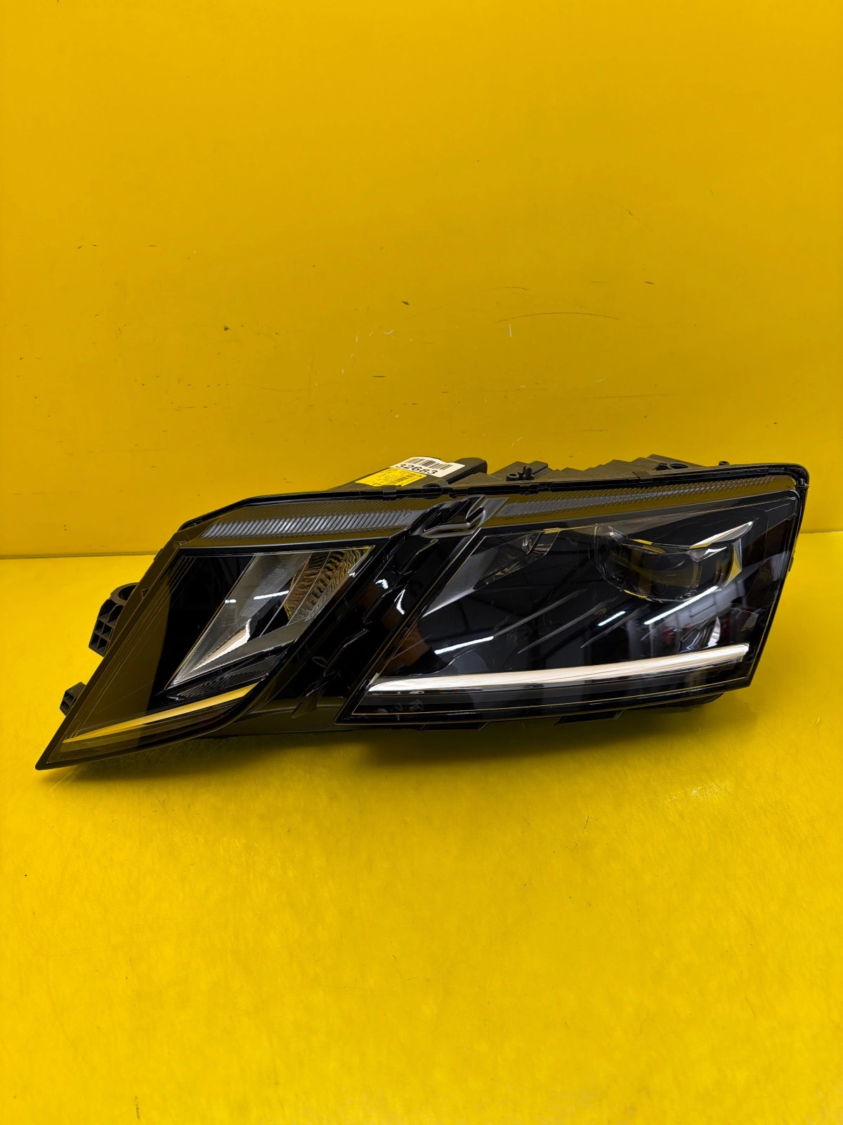 Far stânga Full LED OEM 32683
