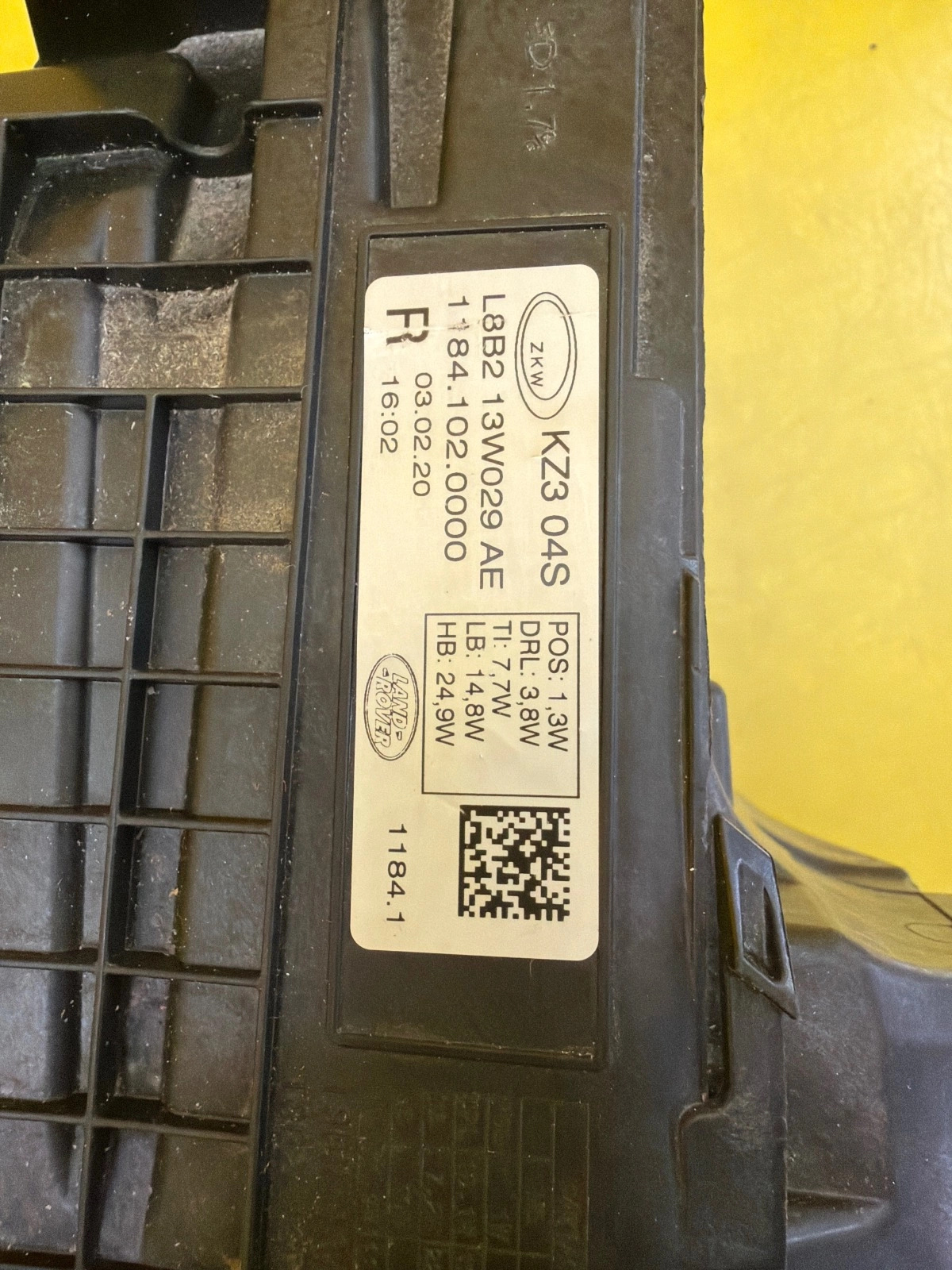 Far Dreapta Land Rover Defender 2 L663 20 Full LED - Image 2
