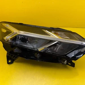 Far Dreapta Dacia Sandero III 3 LED