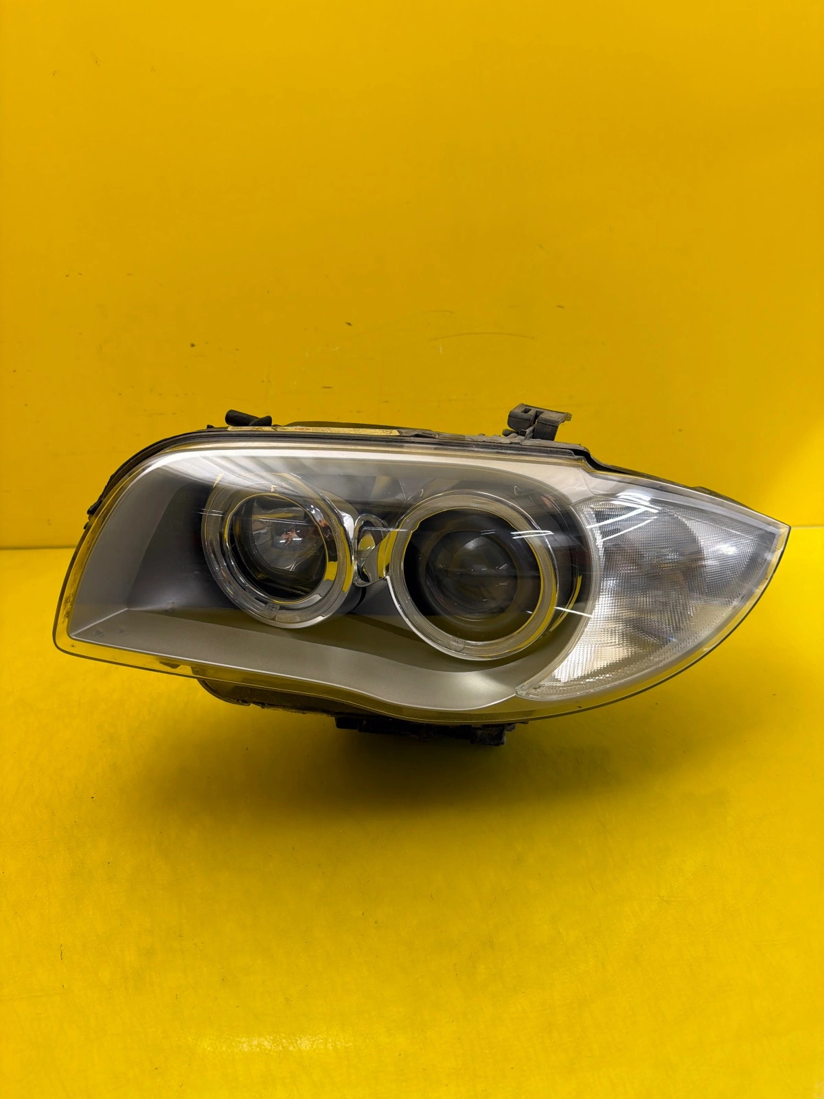 Far stânga Xenon BMW Seria 1 E81 Facelift 2004-2007 OEM 32734