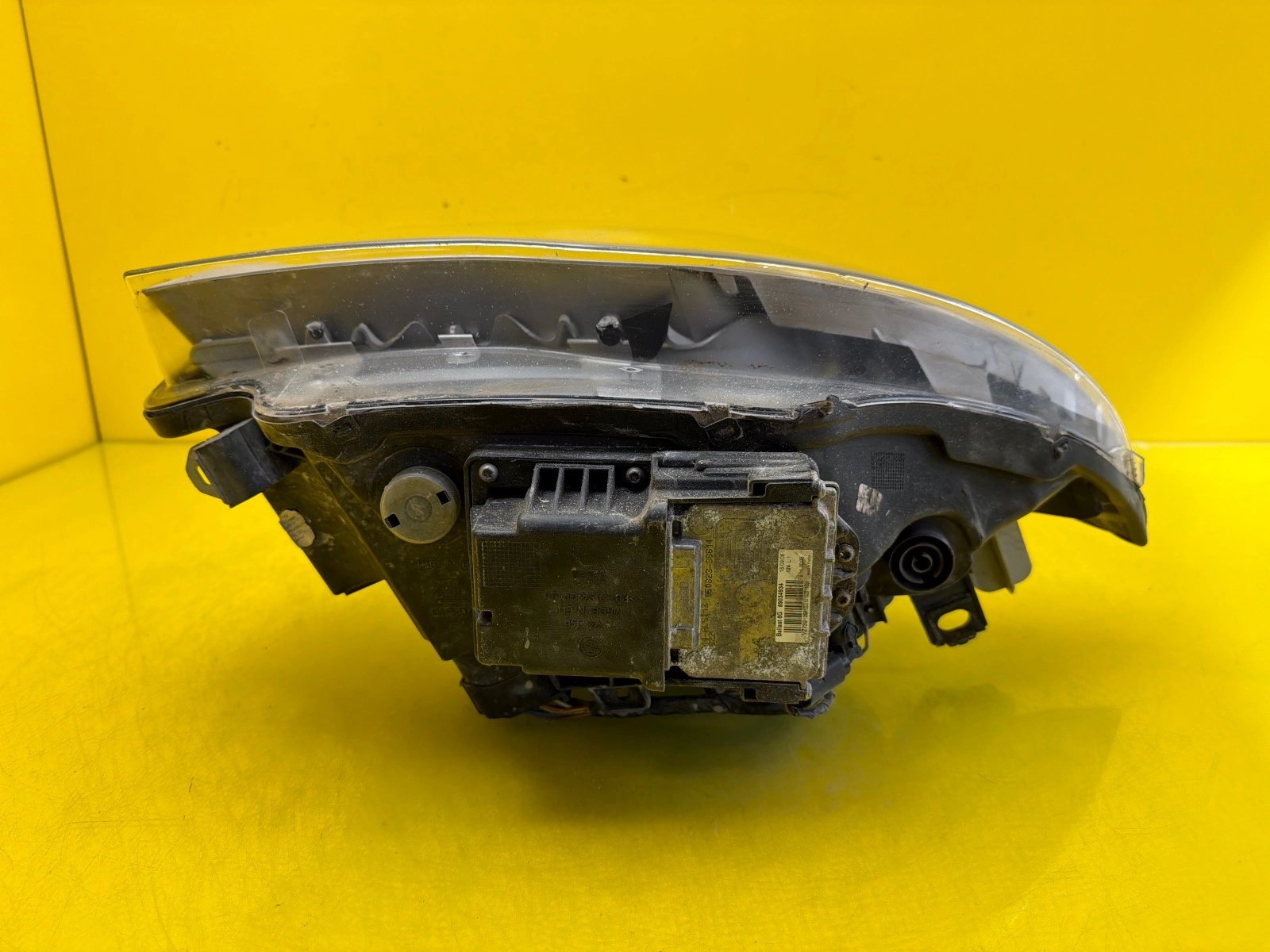 Far stânga Xenon BMW Seria 1 E81 Facelift 2004-2007 OEM 32734 - Image 5