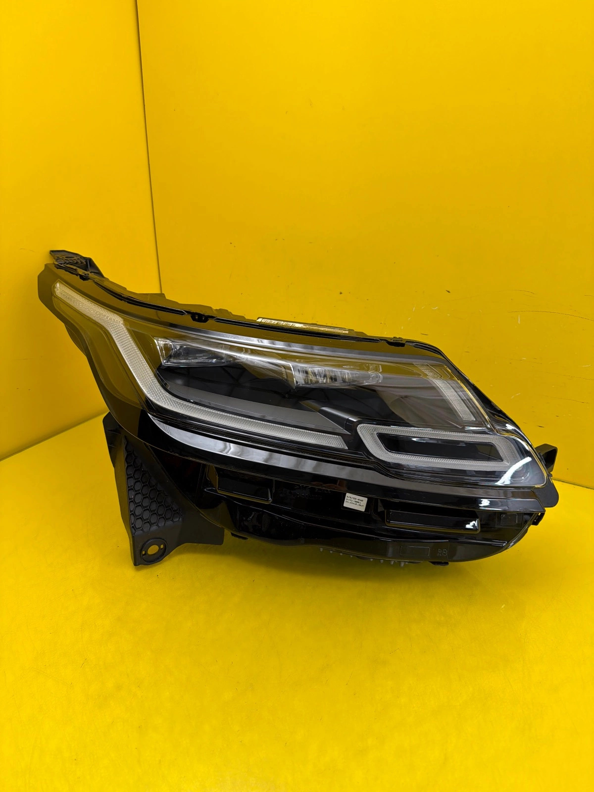 Far Dreapta Land Rover Range Rover Velar L560 LED