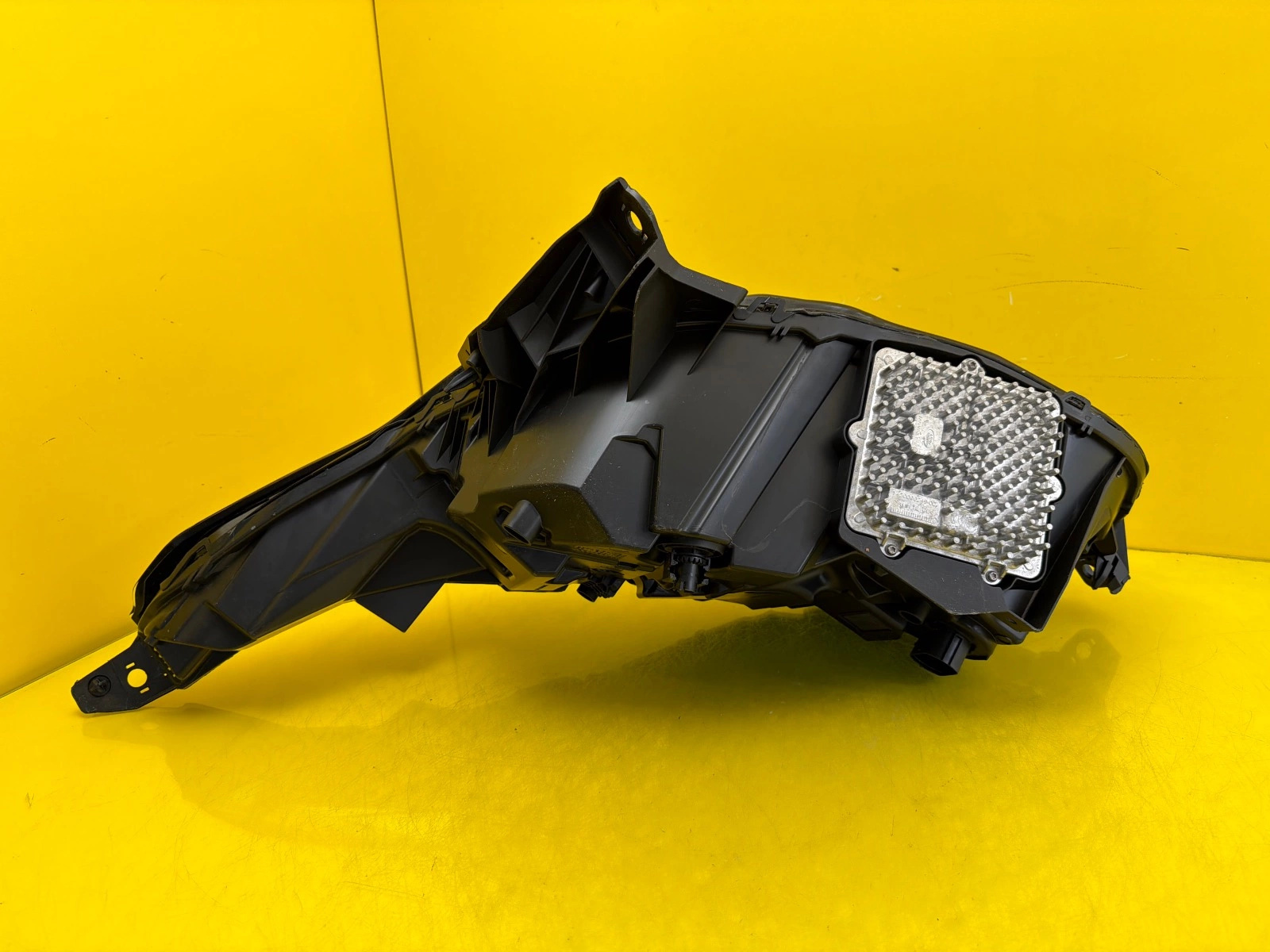 Far Dreapta Land Rover Range Rover Velar L560 LED - Image 4