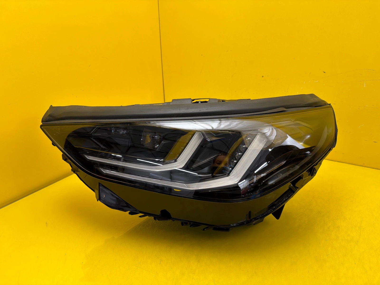 Far stânga LED BMW X3 G45 OEM 8087163-08