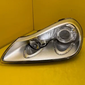 Far Porsche Cayenne 7l5 957 Lift Xenon