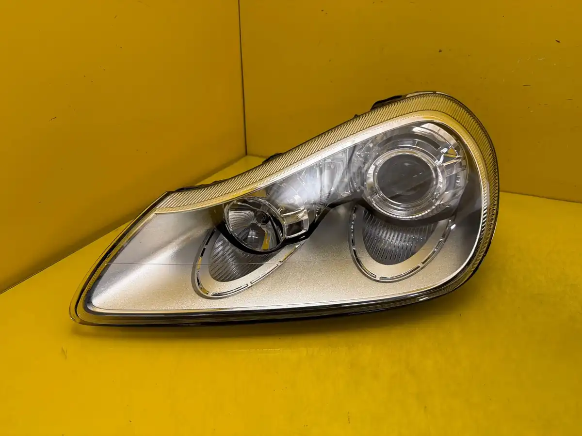 Far Porsche Cayenne 7l5 957 Lift Xenon