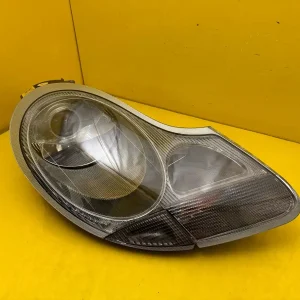 Far Dreapta Porsche 911 996 Boxster Xenon