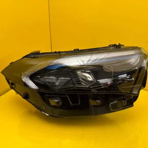 Far Dreapta Mercedes EQB EQA W243 Full LED