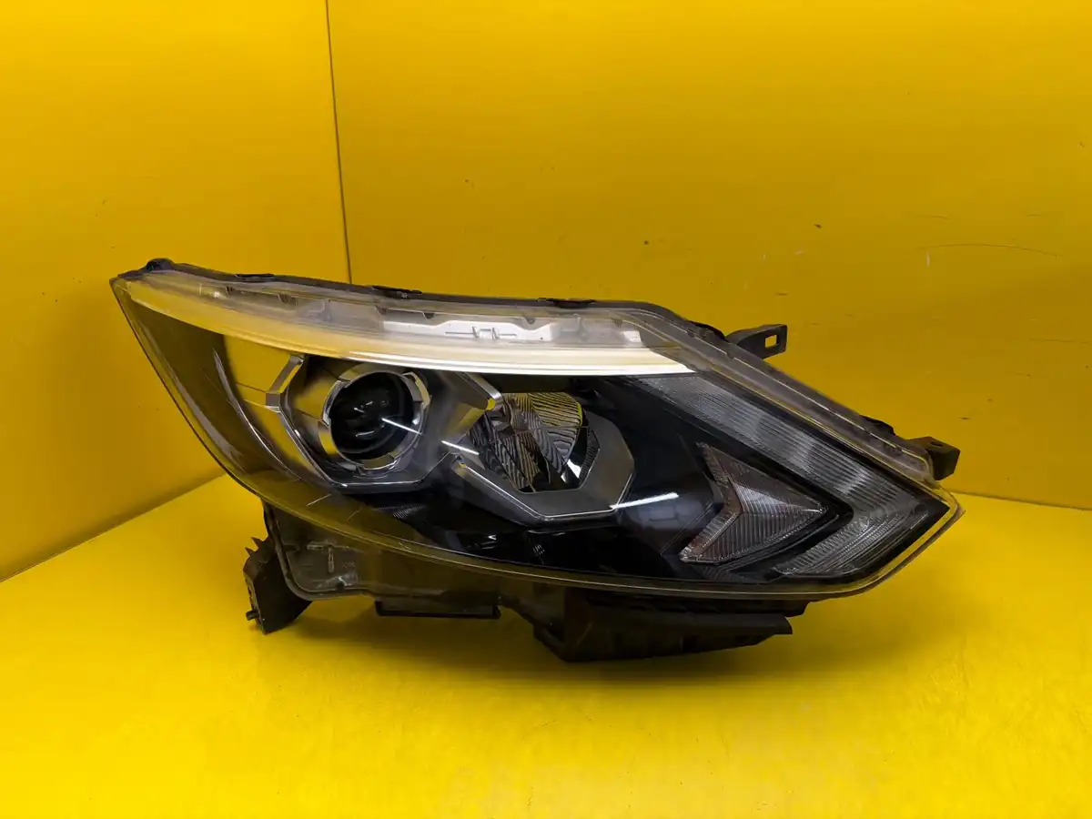 Far Dreapta Nissan Qashqai II J11 13 17 Full LED