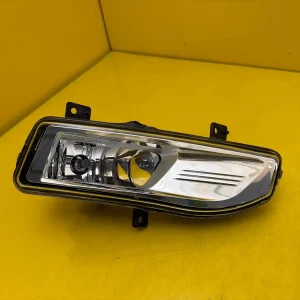 Far Dreapta Nissan Qashqai II Lift 17 Halogen