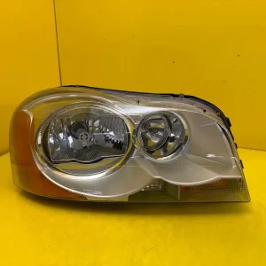 Far Dreapta Volvo XC90 I 02- Xenon