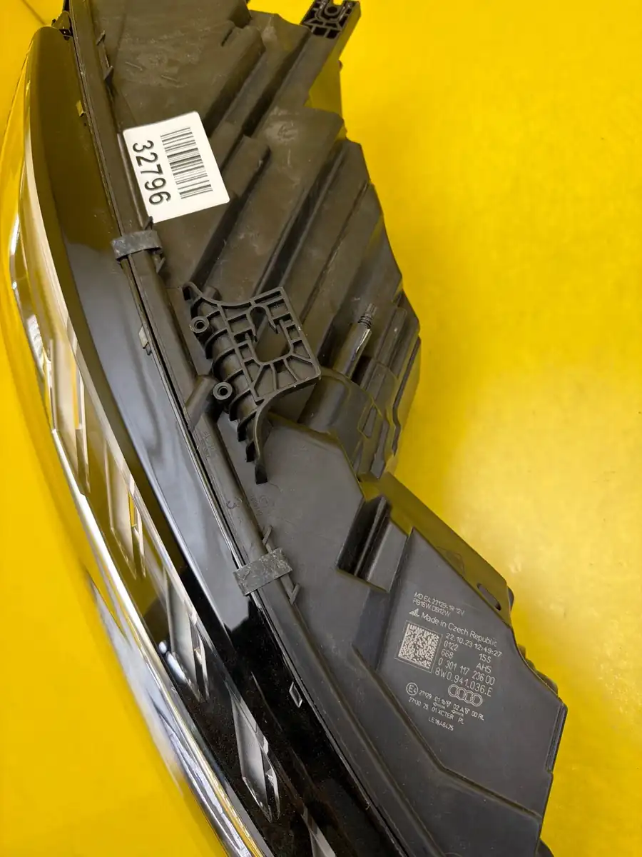 Far Dreapta Audi A4 B9 Lift Matrix LED