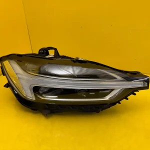 Far Dreapta Volvo XC60 II 17- Full LED