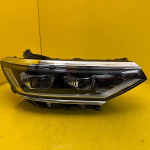 Far dreapta Full LED Facelift OEM 32823