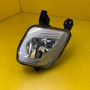 Far Ford Fiesta MK8 Zderzaka Halogen