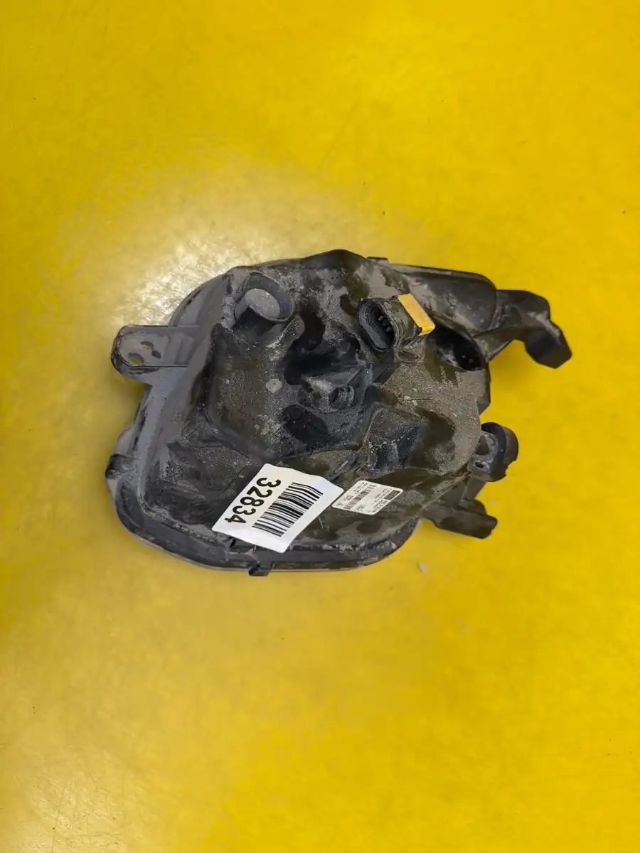 Far Ford Fiesta MK8 Zderzaka Halogen