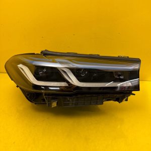 Far dreapta LED Laser F90  Facelift OEM 8082662-05